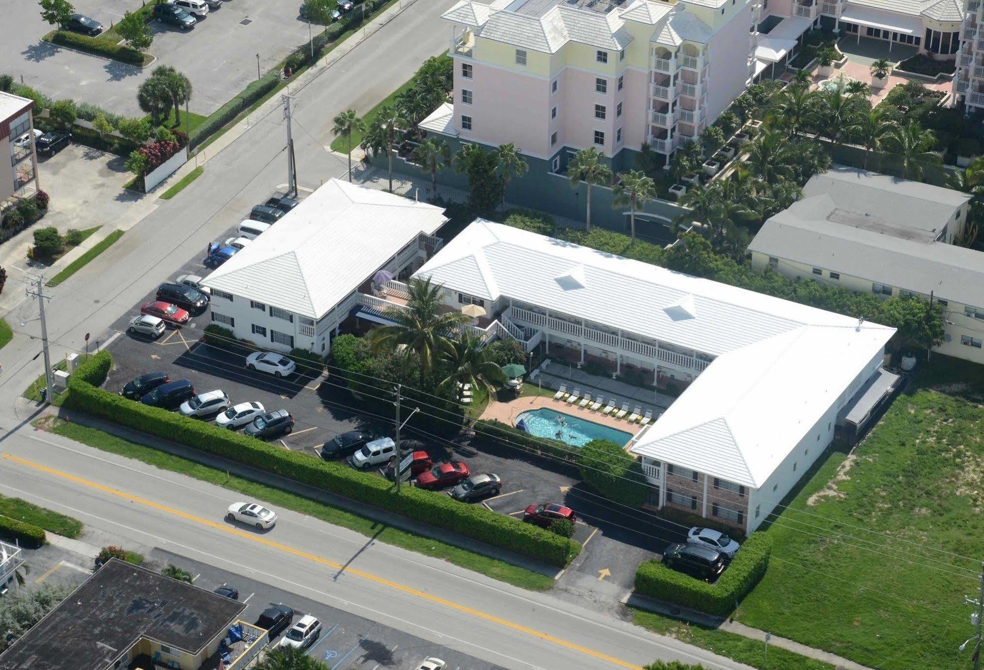 Carriage House Resort Deerfield Beach Exteriér fotografie